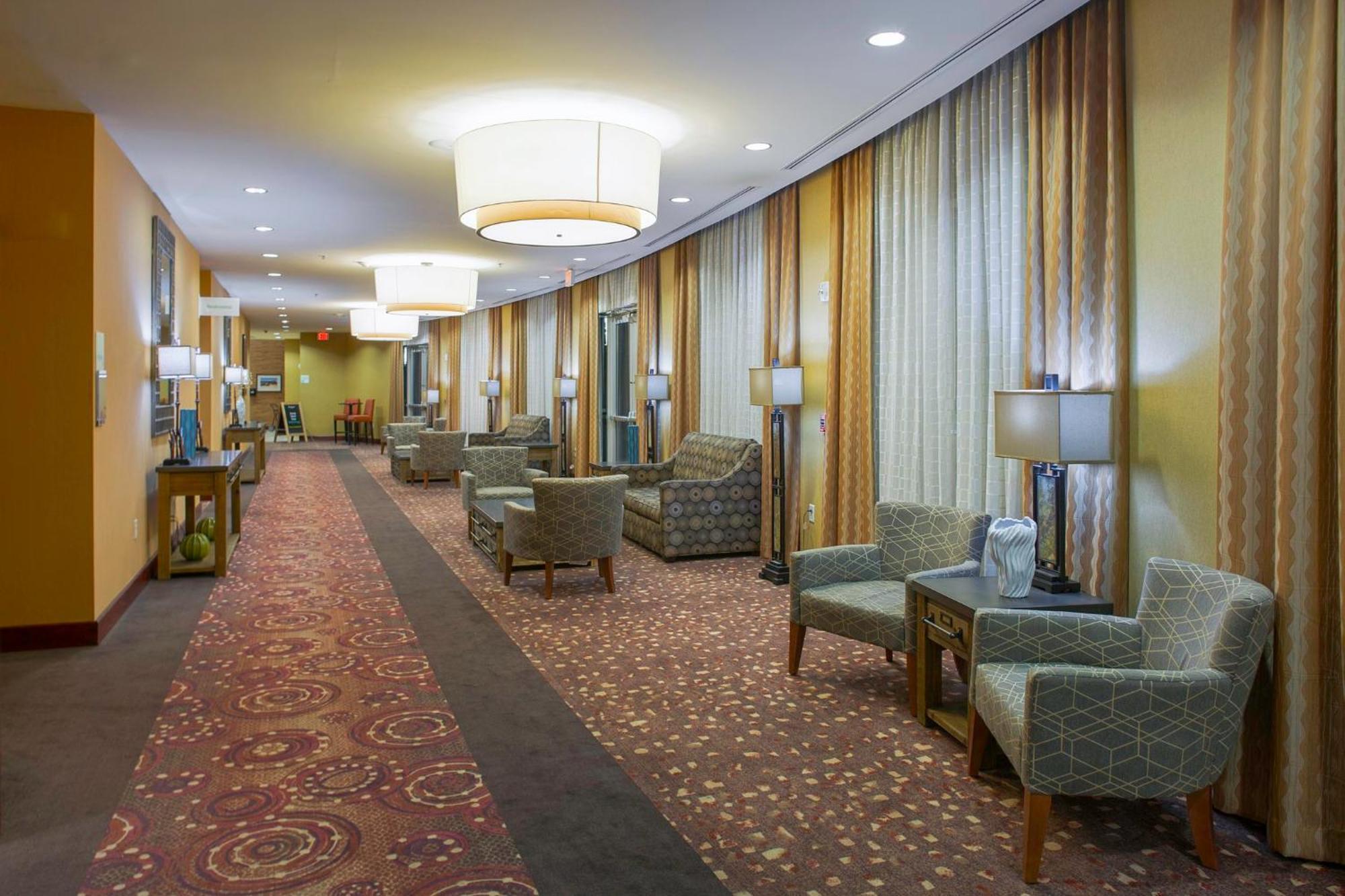 Holiday Inn Ardmore By Ihg Ngoại thất bức ảnh